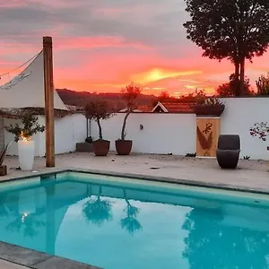 https://bb-la-hacienda.valkenburgaandegeul-hotels.com